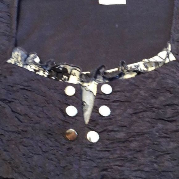 🟢Crystal Fashion Top - Picture 2 of 5